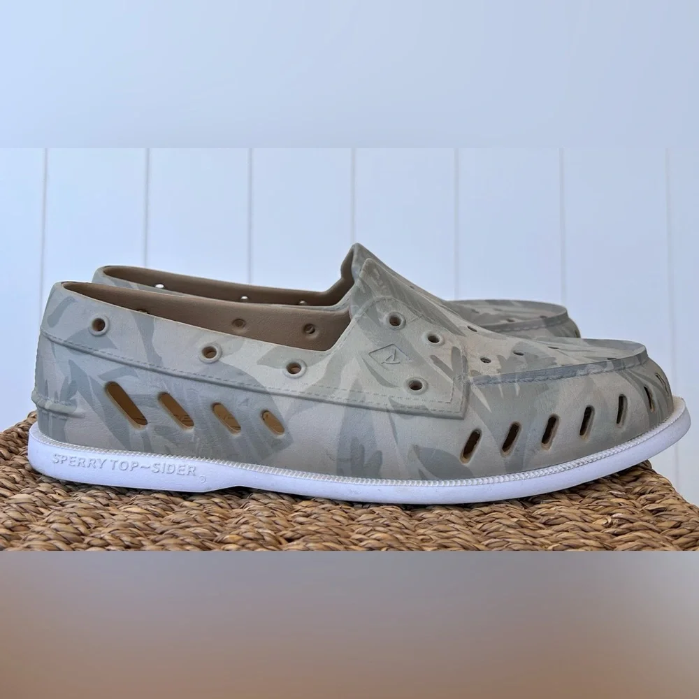 Sperry Top-Sider Unisex A/O 2-Eye Float Boat Shoe‎ Size M-10/W-12